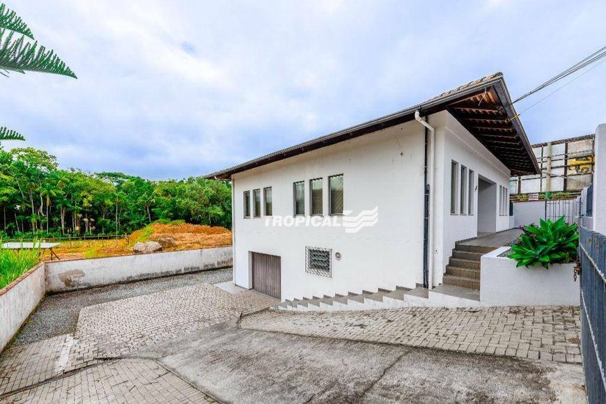 Casa para alugar, 210 m² por R$ 6.080,00/mês - Salto do Norte - Blumenau/SC