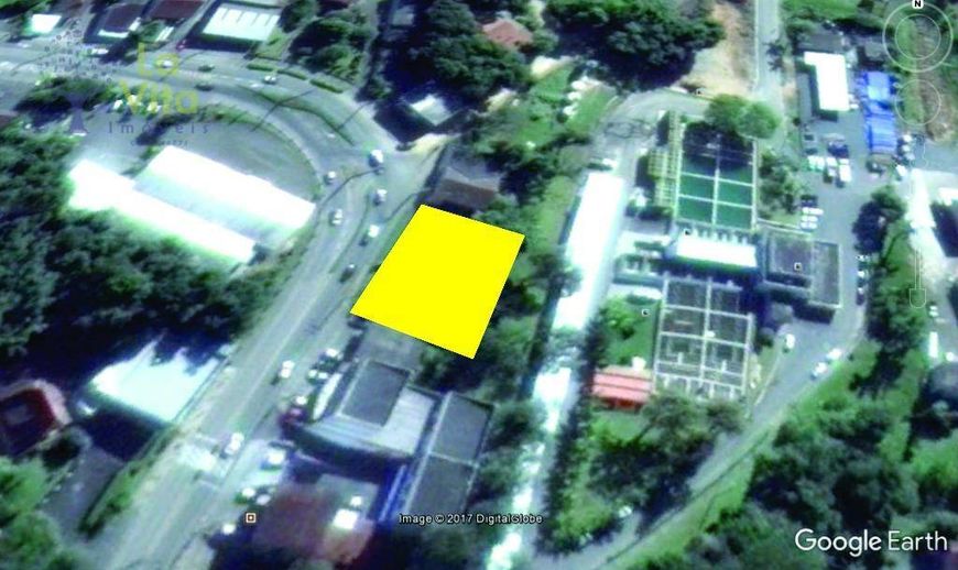 Excelente terreno com 33 metros de frente na Rua Bahia, Salto, Blumenau.