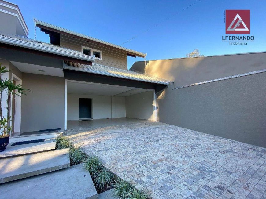Casa mobiliada com 2 dormitórios, sendo 1 suíte à venda, 240 m² por R$ 1.350.000 - Salto Weissbach -