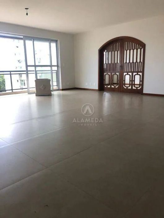 Cobertura com 3 dormitórios à venda, 355 m² por R$ 1.300.000,00 - Centro - Blumenau/SC