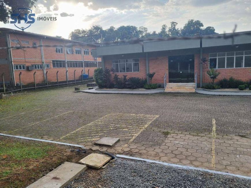 Galpão/Depósito/Armazém e 6 banheiros para Alugar, 4900 m²