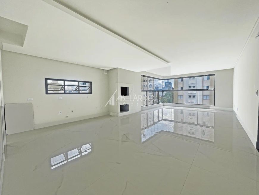 APARTAMENTO DE ALTO PADRÃO COM TRÊS SUÍTES - BAIRRO VICTOR KONDER