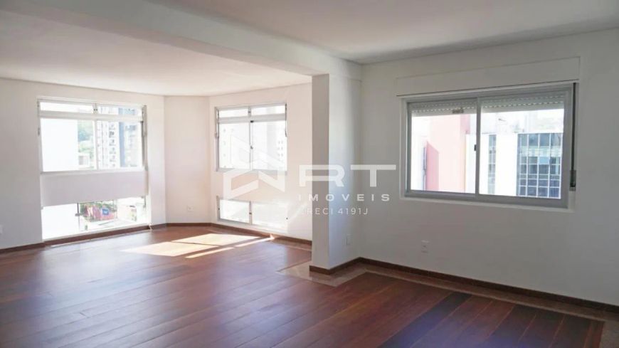 Cobertura duplex à venda com 3 suítes no bairro Jardim Blumenau!