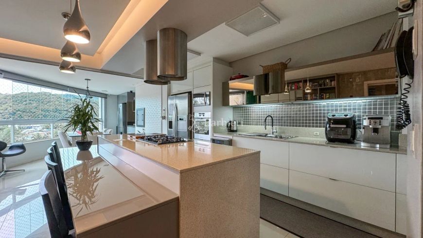 Apartamento com 3 quartos, sendo 3 suítes e 150m² no bairro Jardim Blumenau em Blumenau/SC