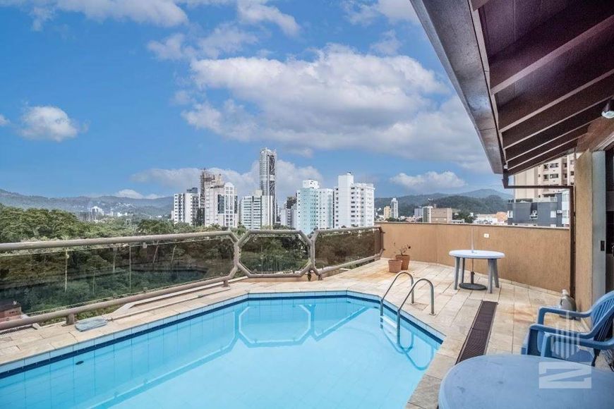 Cobertura com 392m2 e 4 Suites, à Venda no Bairro Ponta Aguda, Blumenau - CO0038.