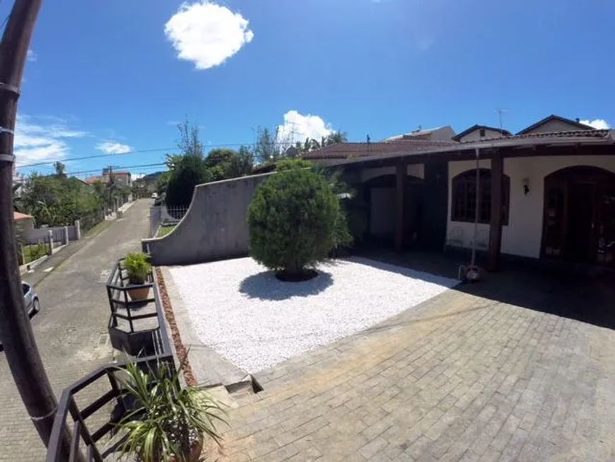 Casa com 4 dormitórios à venda, 290 m² por R$ 1.000.000,00 - Velha - Blumenau/SC