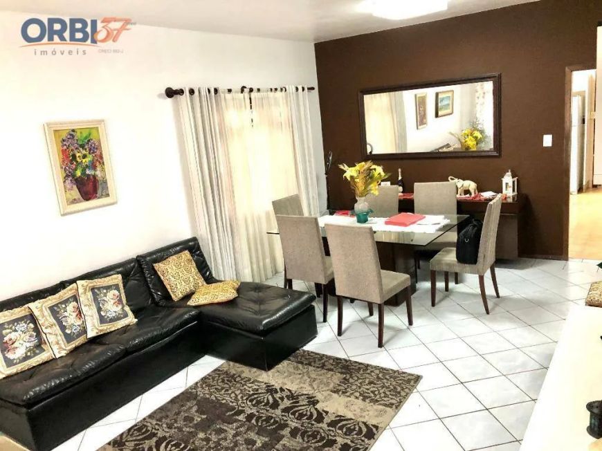 Casa com 3 dormitórios à venda, 210 m² por R$ 990.000,00 - Victor Konder - Blumenau/SC