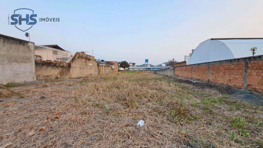 Terreno com 804,60m a venda no bairro Itoupava Norte, próximo ao Shopping Park Europeu