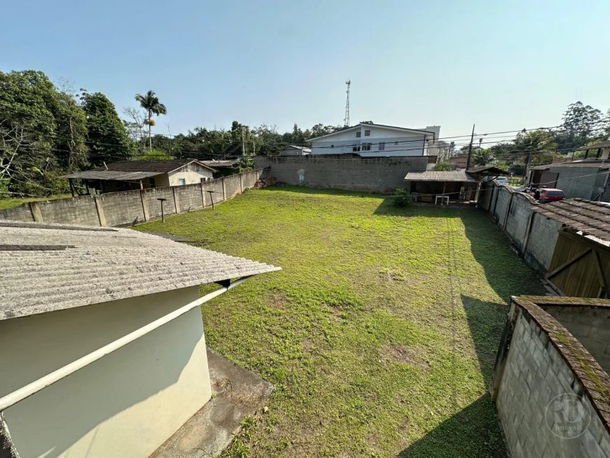 Vendo Amplo Terreno com 1017m² - Bairro Salto do Norte