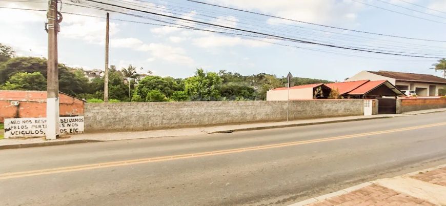 Terreno Comercial bem localizado, 397 m² e Potencial CS3 ou ZR4 - Excelente para salas comerciais e