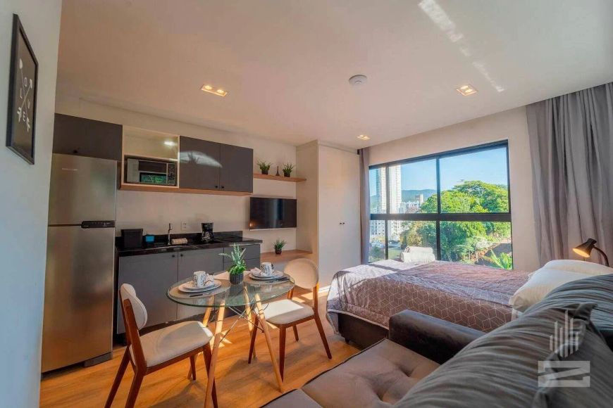 Incrível Loft à Venda com 1 Dormitórios e TOTALMENTE MOBILIADO no bairro Victor Konder em Blumenau