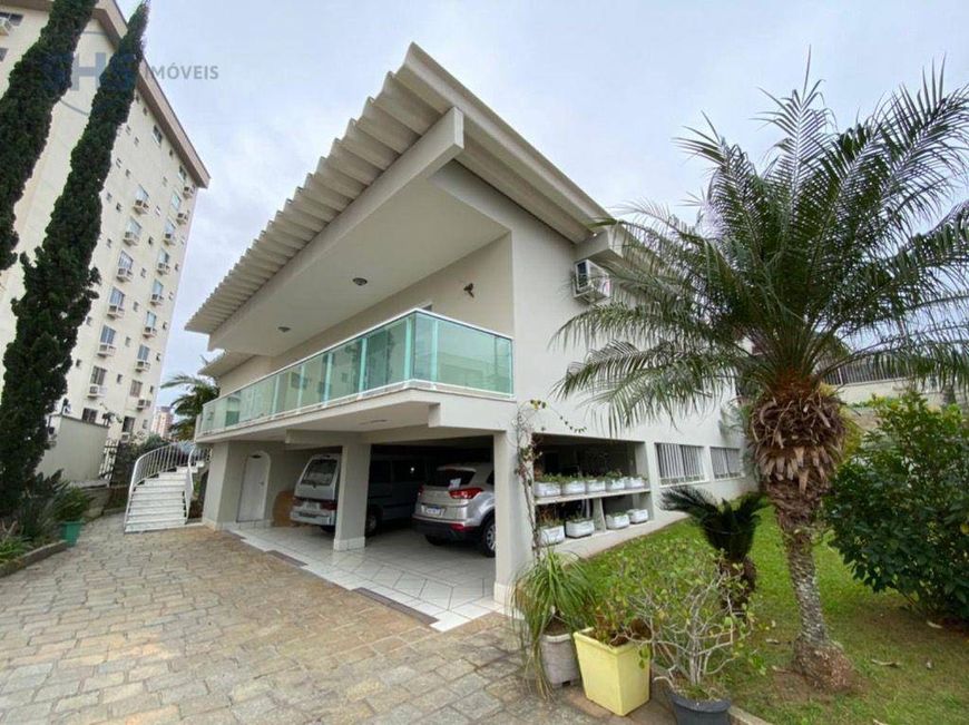 Casa com 4 dormitórios à venda, 240 m² por R$ 1.300.000,00 - Velha - Blumenau/SC