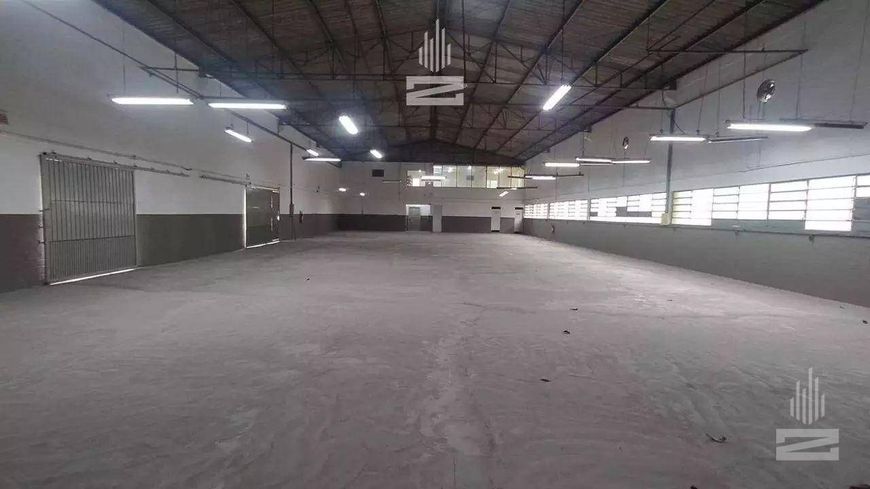Amplo Galpão para Locação com 723m² no bairro Itoupava Central em Blumenau
