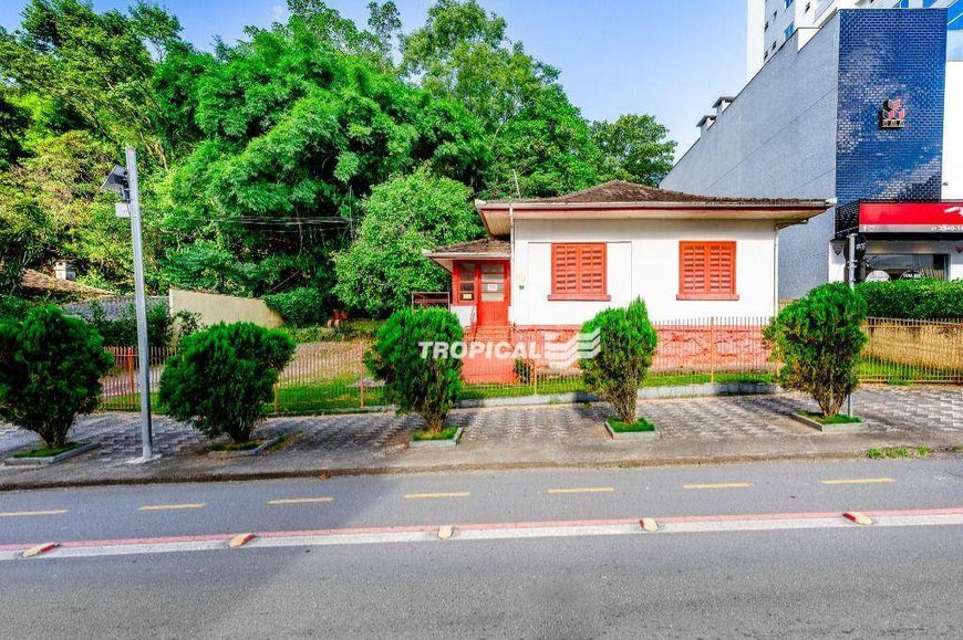 Casa para alugar, 280 m² por R$ 7.173,35/mês - Vila Nova - Blumenau/SC