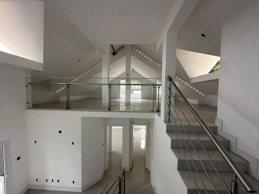 Vendo Maravilhosa Casa, Alto Padrão, Bairro Escola Agrícola - Blumenau