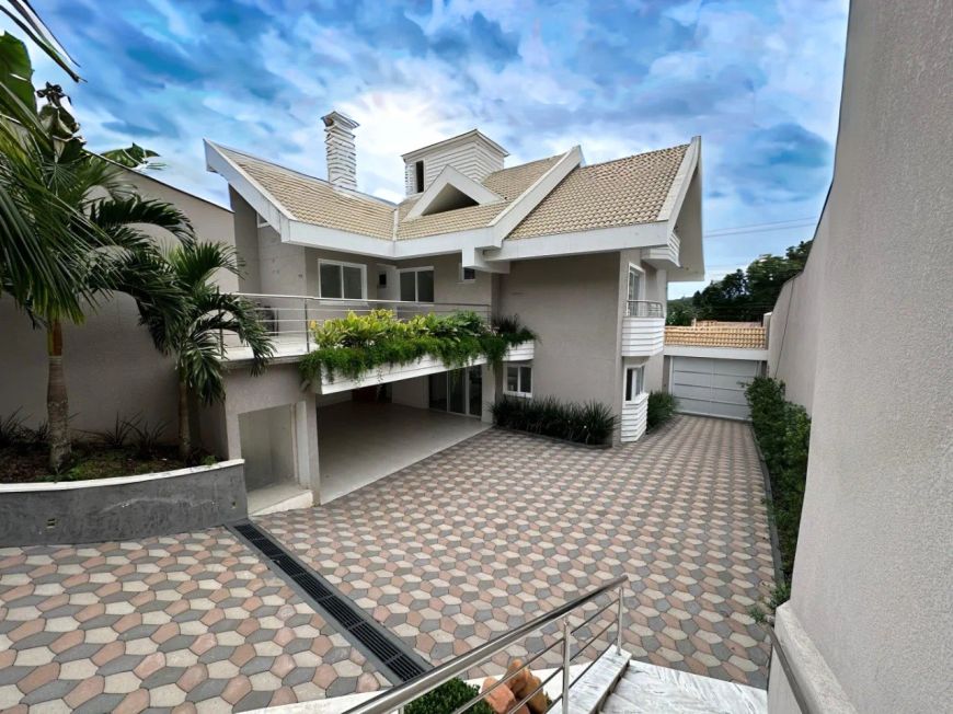 Vendo Maravilhosa Casa, Alto Padrão, Bairro Escola Agrícola - Blumenau