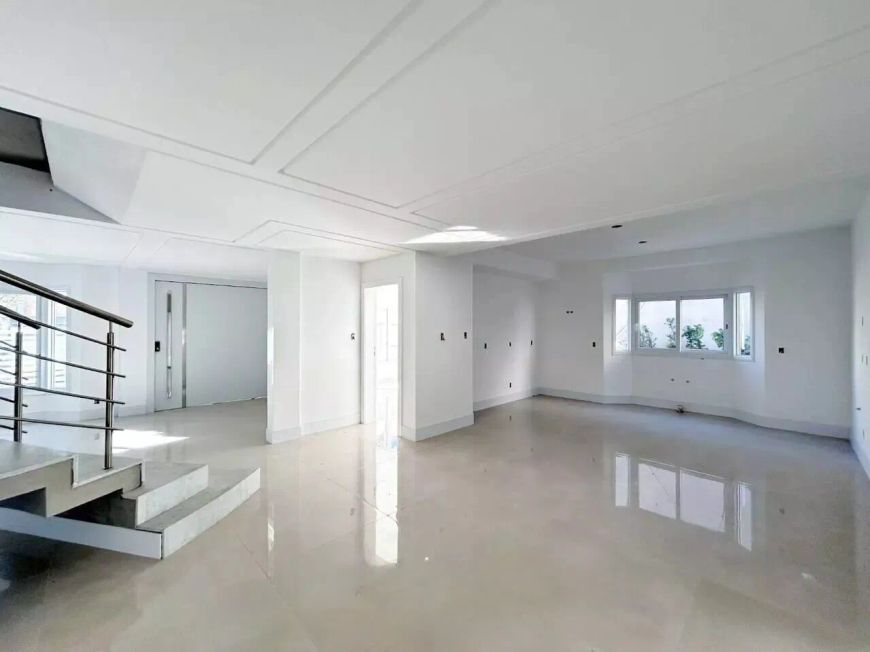 Vendo Maravilhosa Casa, Alto Padrão, Bairro Escola Agrícola - Blumenau