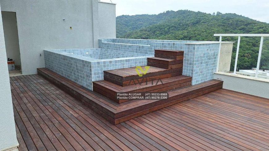 Apartamento Cobertura Duplex com 4 Suítes à venda, 713 m² por R$ 3.020.000 - Res. Titanium - Vorstad