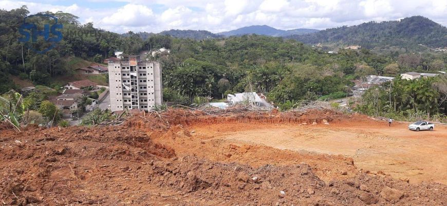 Terreno à venda, 20479 m² por R$ 3.200.000,00 - Badenfurt - Blumenau/SC