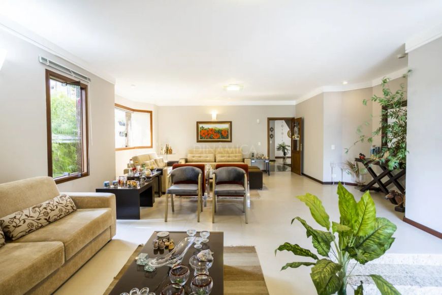 Casa residencial/comercial no Bairro do Salto em Blumenau