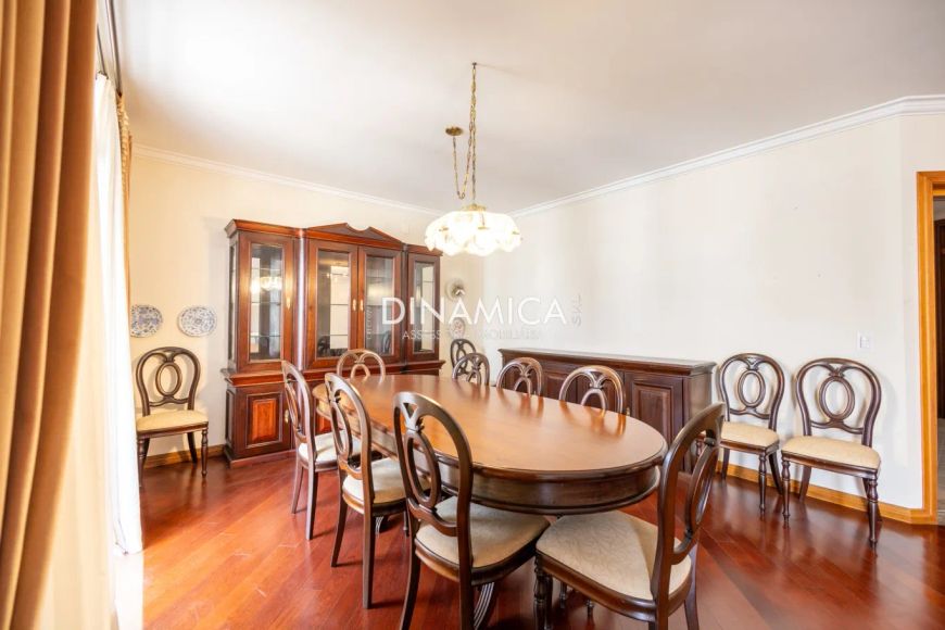 Apartamento 4 suítes + dependência no Bairro Jardim Blumenau.