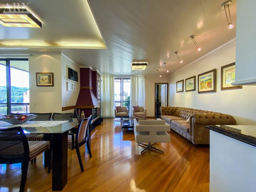 Cobertura Duplex Exclusiva no Bairro Jardim Blumenau