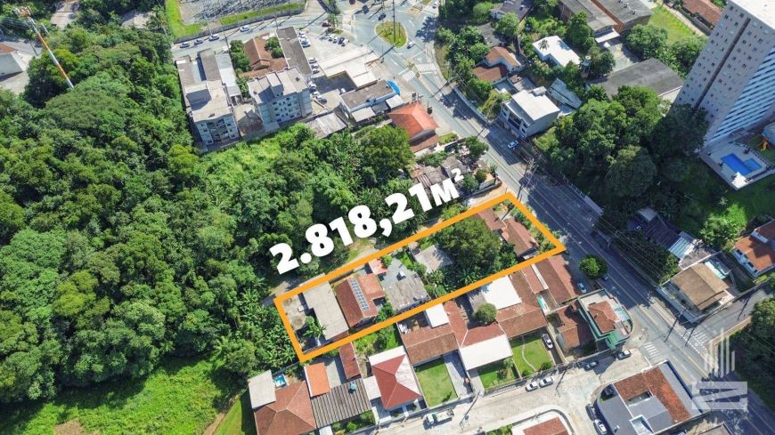 Terreno à venda, 2818 m² por R$ 7.800.000,00 - Velha - Blumenau/SC