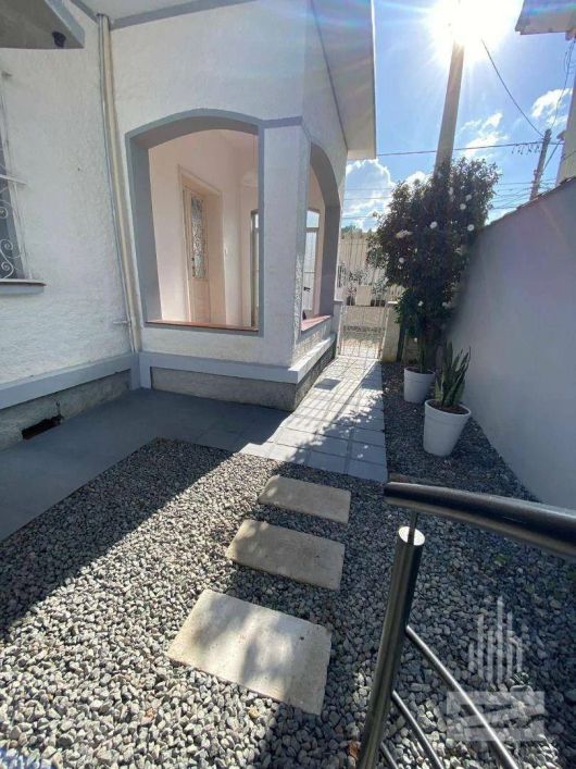 Excelente Prédio à Venda com 12 Kitnets no bairro Victor Konder em Blumenau