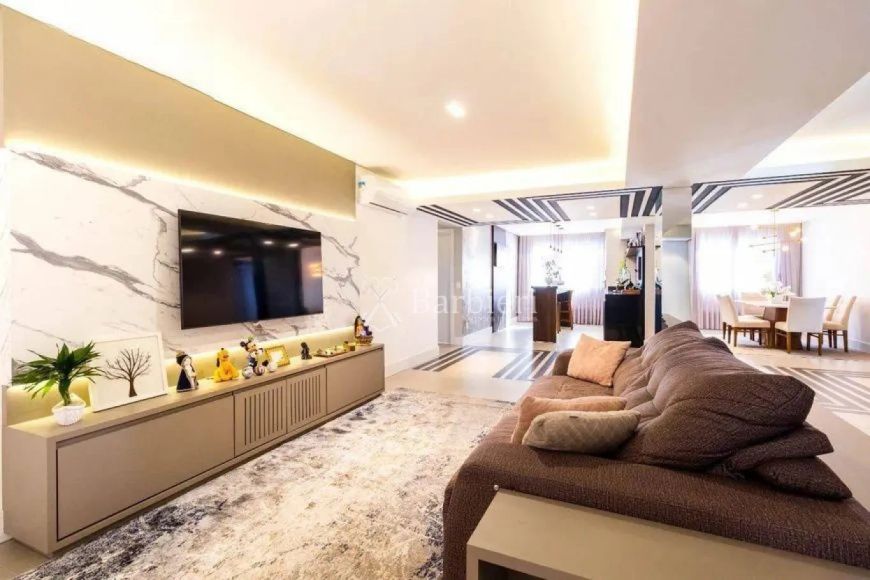Apartamento com 4 suítes e 222 m² no bairro Vila Nova em Blumenau/SC
