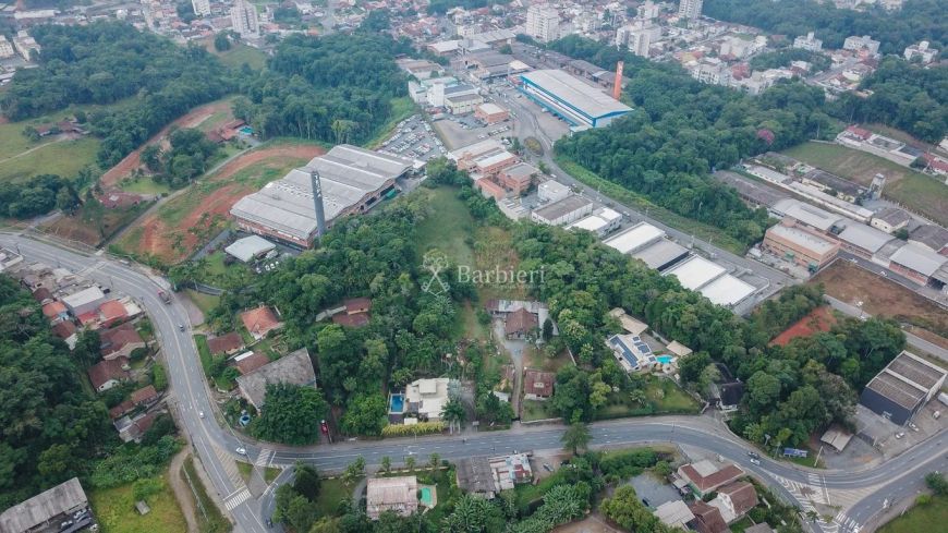 Terreno Comercial 4.969 m², à venda por R$ 4.200.000,00 no bairro Passo Manso em Blumenau/SC