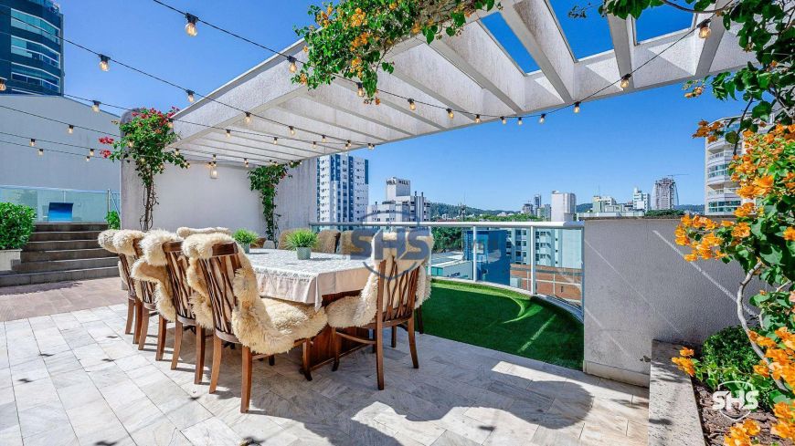Cobertura com 4 dormitórios à venda, 480 m² por R$ 2.800.000,00 - Victor Konder - Blumenau/SC