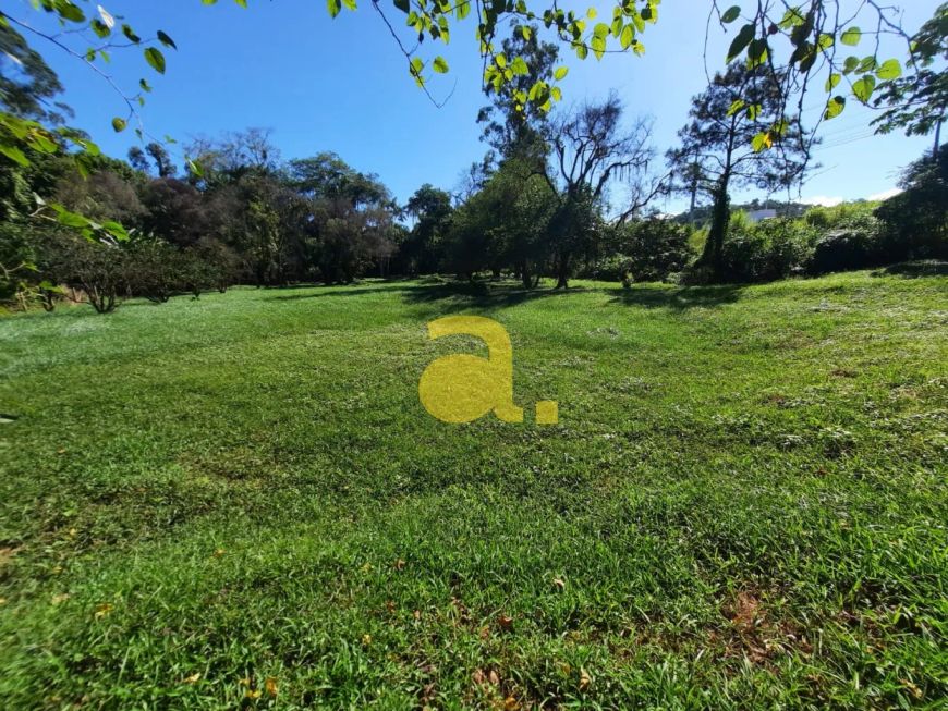 Excelente terreno muito bem localizado, fica na Rodovia 470 no Trevo de Pomerode.Excelente para qual