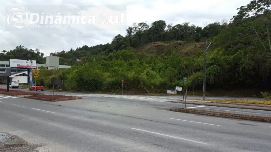Terreno na Rua das Missões Bairro Ponta Aguda.