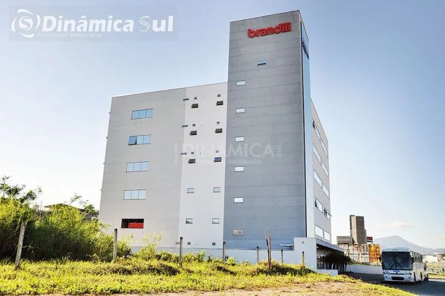 Excelente Sala Comercial próximo ao Shopping Park Europeu