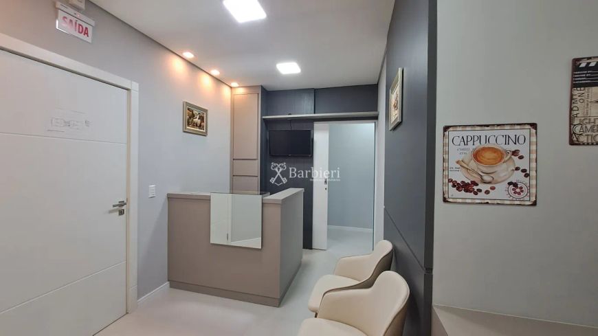 Sala comercial para consultório odontológico equipado mobiliado no bairro Centro em Blumenau/SC