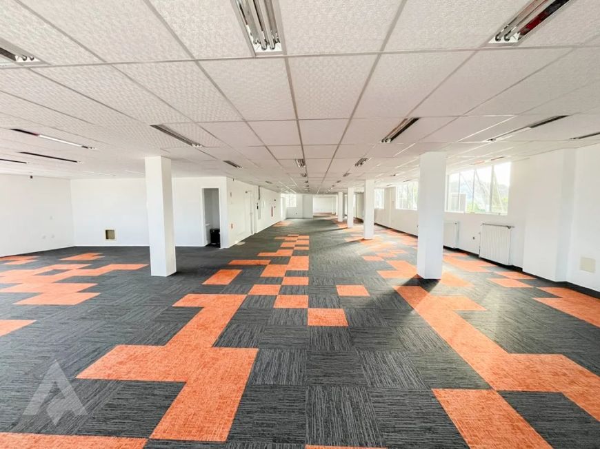 Excelente imóvel comercial, em localização privilegiada no bairro Itoupava Norte!