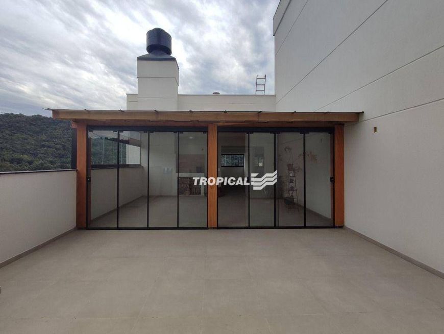 Cobertura com 2 dormitórios à venda, 121 m² por R$ 680.000,00 - Garcia - Blumenau/SC
