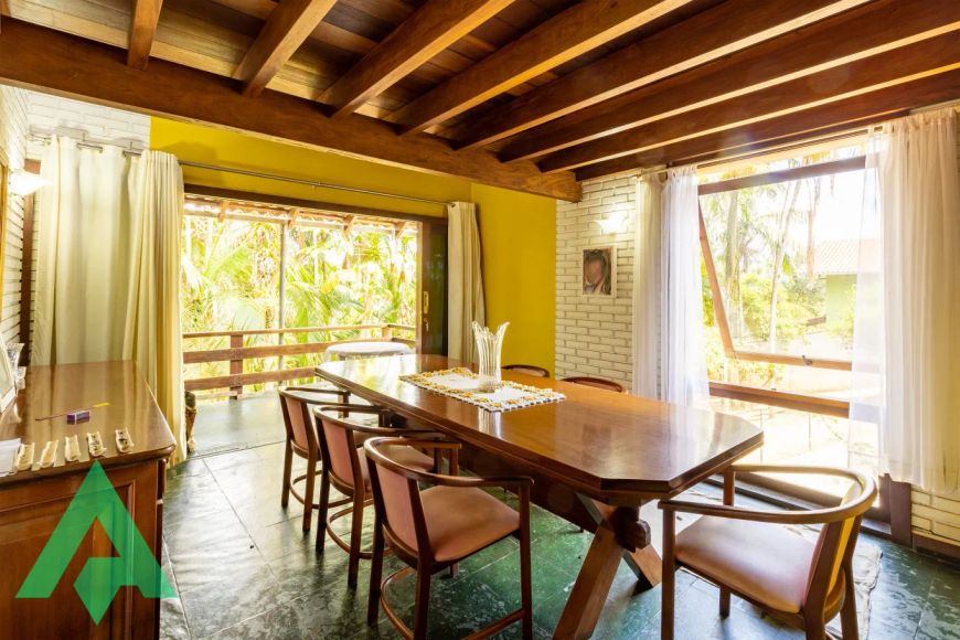 Excelente casa à venda, no Bairro Itoupava Central!