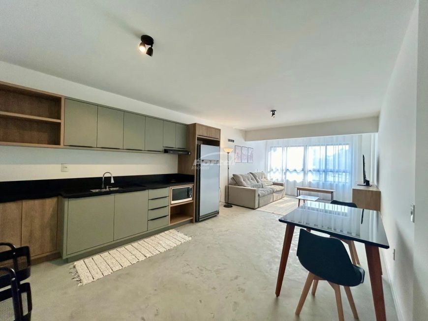 Apartamento Decorado e Mobiliado à Venda com 1 Dormitório, no bairro Itoupava Seca em Blumenau!