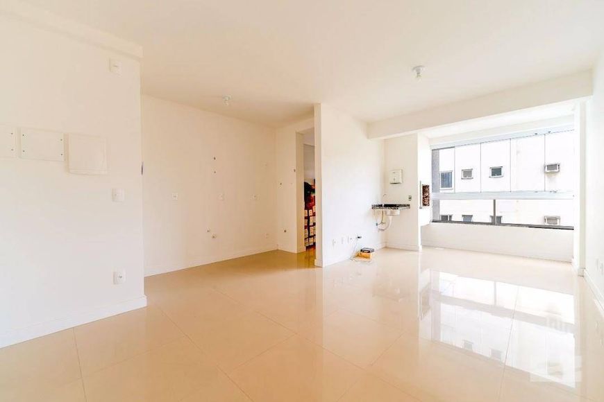 Apartamento à Venda com 2 Dormitórios e 70m² no bairro Victor Konder em Blumenau