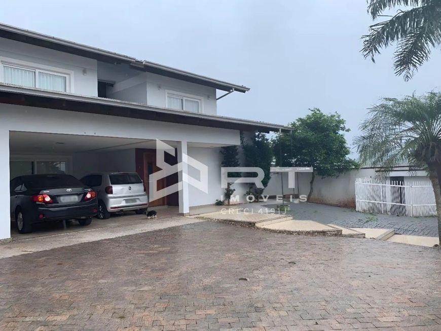 Linda casa à venda no bairro Fortaleza!