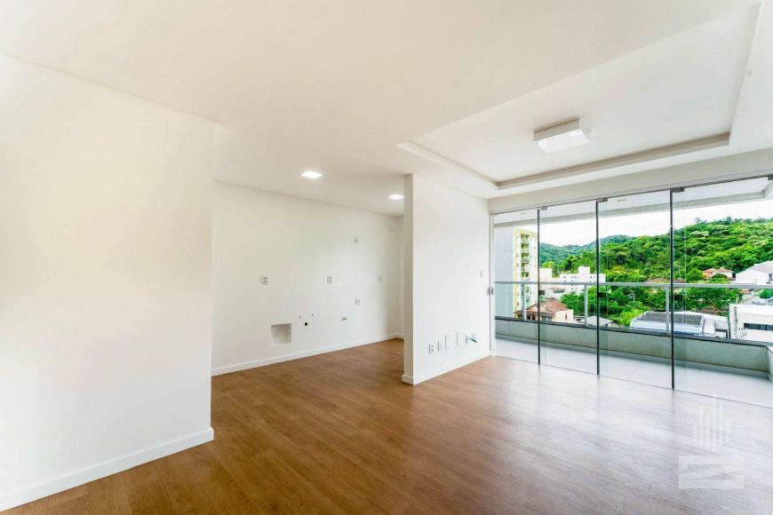 Excelente Apartamento à Venda com 2 Dormitórios e 78m² no bairro Fortaleza em Blumenau