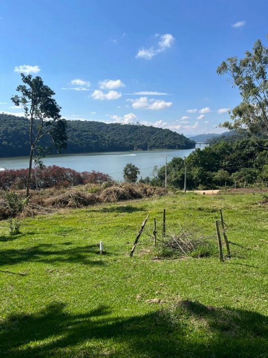 Terreno com Vista para Represa e Documentação 100% OK!