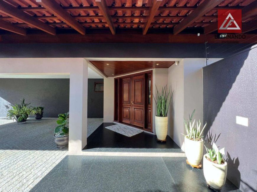 Casa com 4 suítes à venda, 690 m² por R$ 4.900.000 - Vila Nova - Blumenau/SC