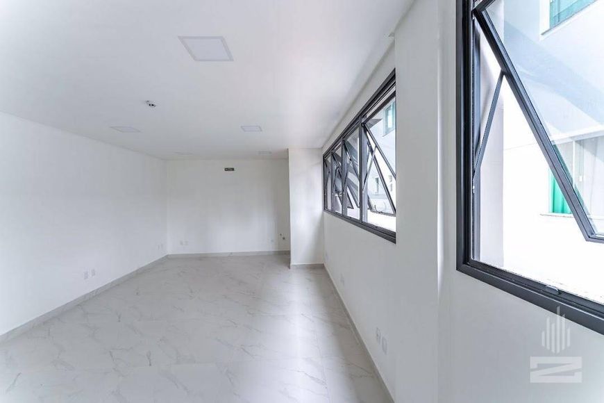 Sala Comercial para locação 38m² com Localização Privilegiada no bairro Velha em Blumenau