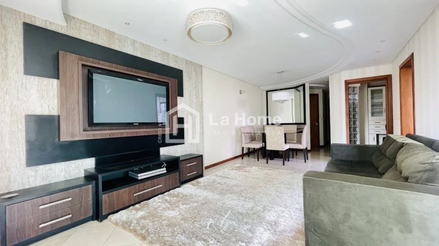 Apartamento mobiliado e com 03 suítes à venda em Blumenau no bairro Vila Nova