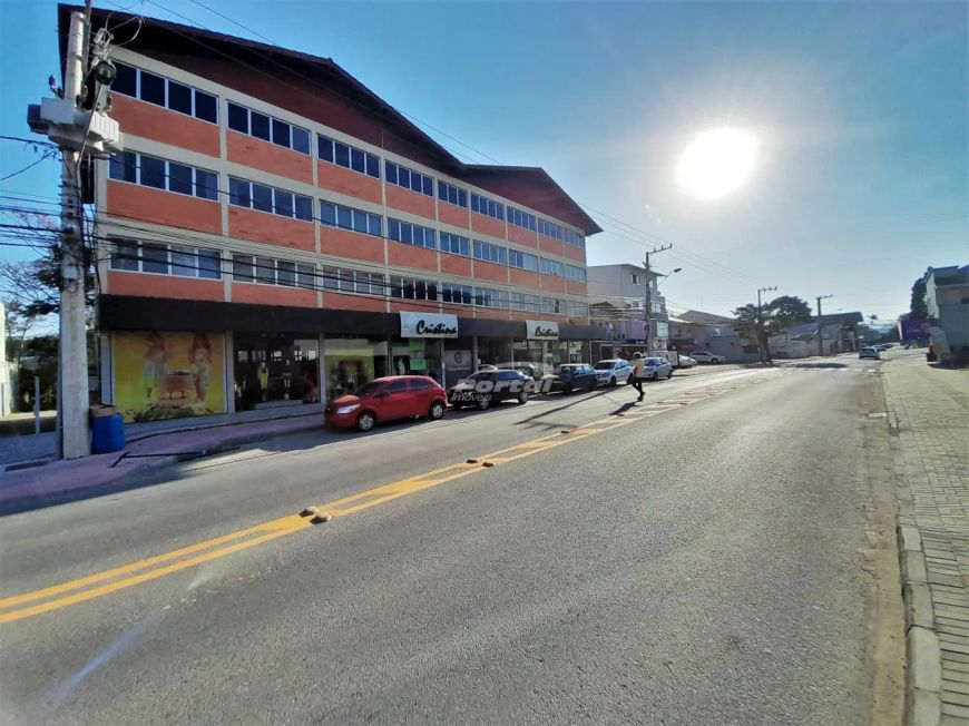 EXCELENTE ESPAÇO COMERCIAL DISPONÍVEL PARA LOCAÇÃO NO BAIRRO ITOUPAVA NORTE BLUMENAU/SC
