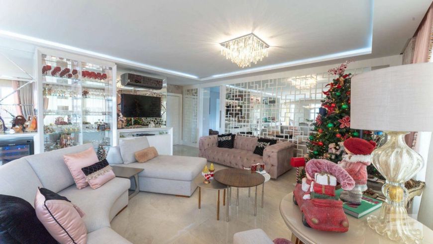 Maravilhoso Apartamento de Altíssimo Padrão à Venda com 4 Suítes e