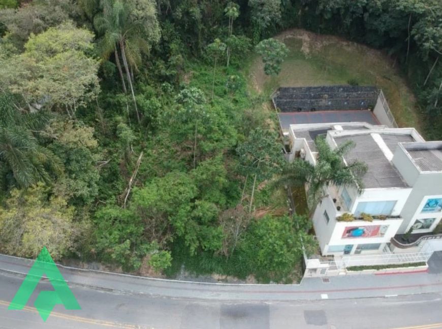 Excelente Terreno, no Bairro Garcia!