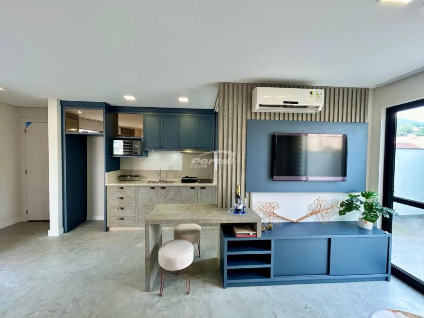 Apartamento Decorado e Mobiliado à Venda com 2 Dormitórios sendo 1 Suíte, no bairro Itoupava Seca em
